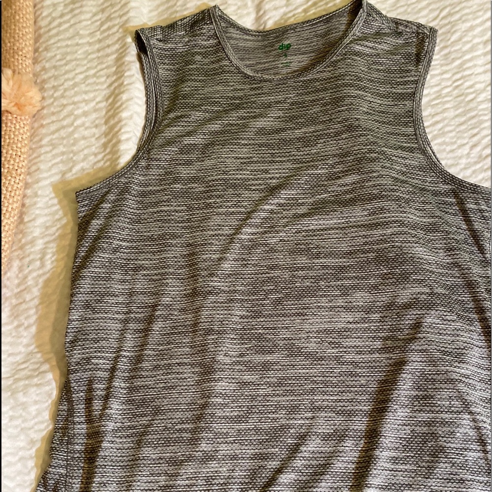 Men’s dip tank top
